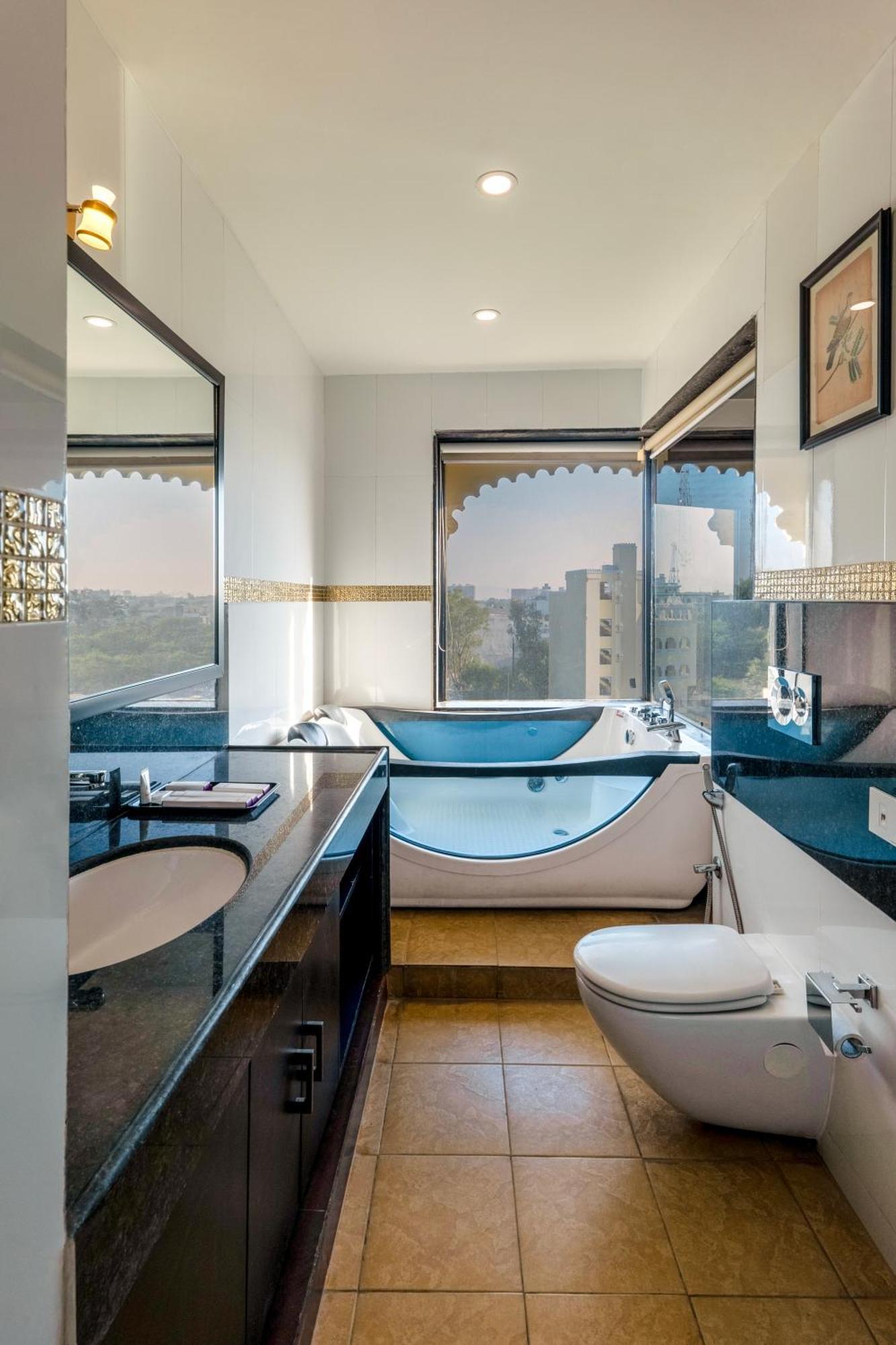 Sterling Balicha Udaipur Hotel Ngoại thất bức ảnh